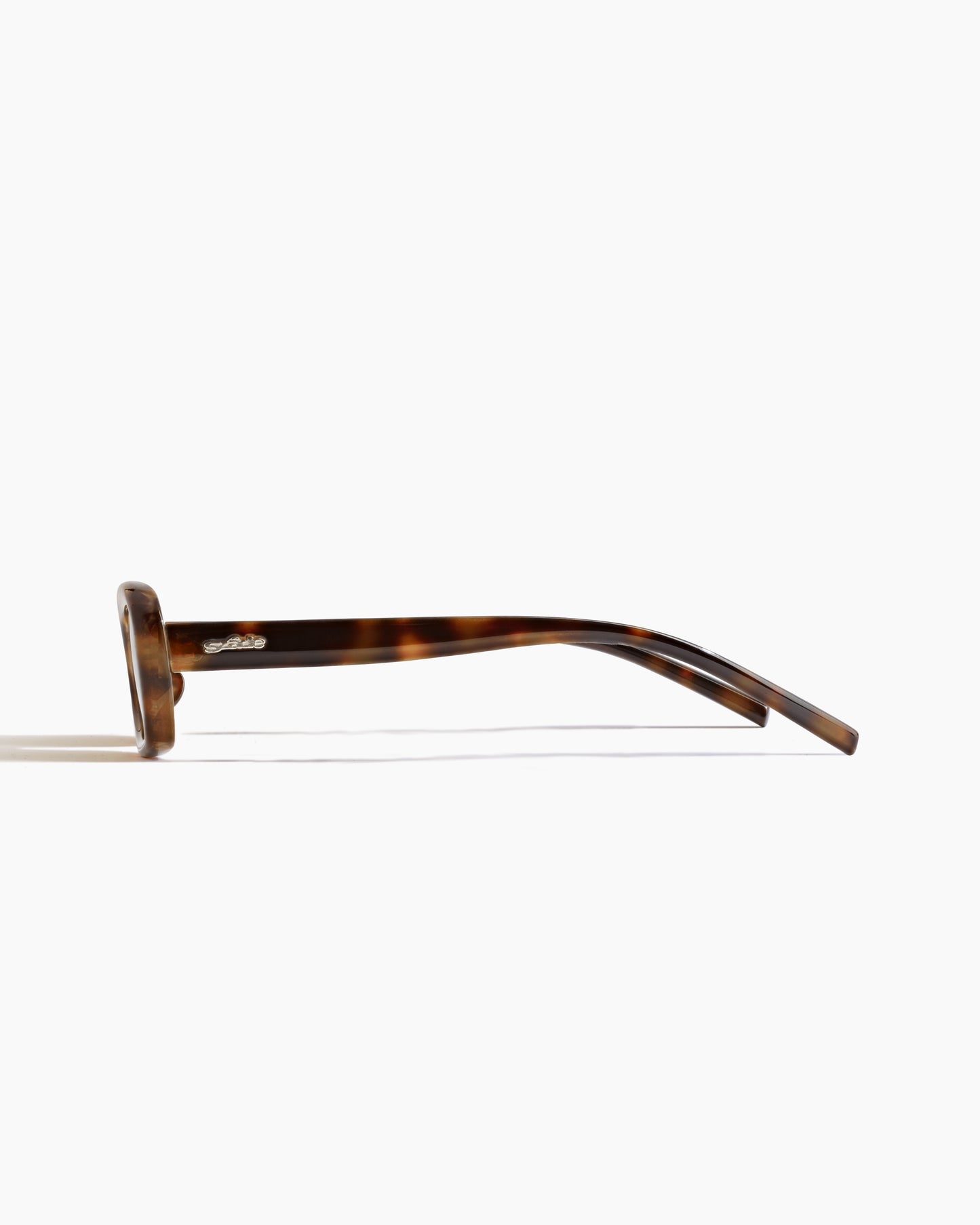 SZADE - page ; cape tortoise / moss polarised