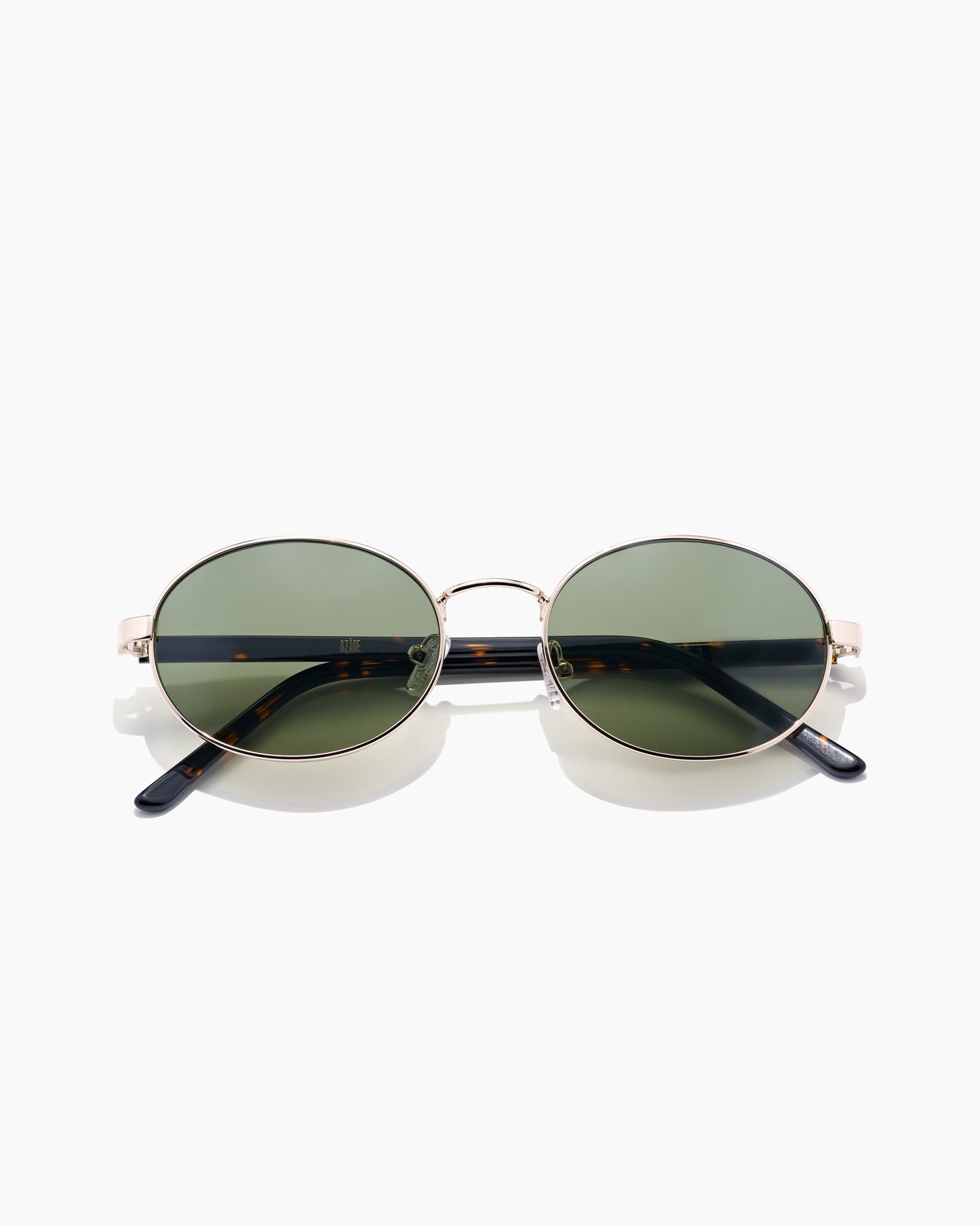 finch; polished gold / moss