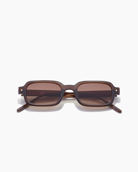 wynn; espresso / dune